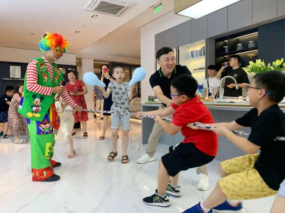 帕布勒不銹鋼廚柜：不止是廚柜，更是兒童樂(lè)園